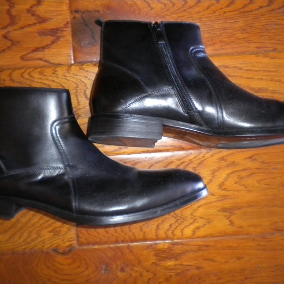 COPY - Kenneth Cole Reaction Men Size 9M Ankle Boots - Picture 2 of 5